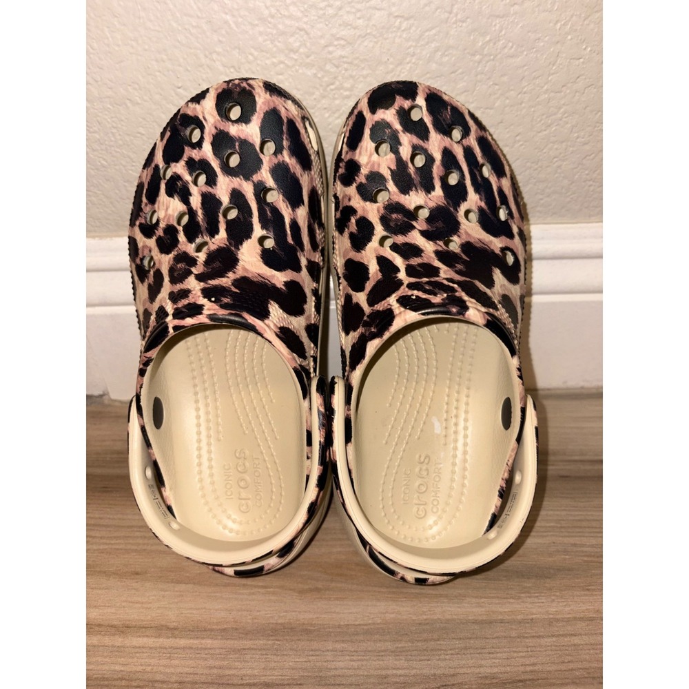 CROCS Women's Size 6 CLASSIC PLATFORM ANIMAL REMIX CLOG 207844-2Y4 - Picture 3 of 7